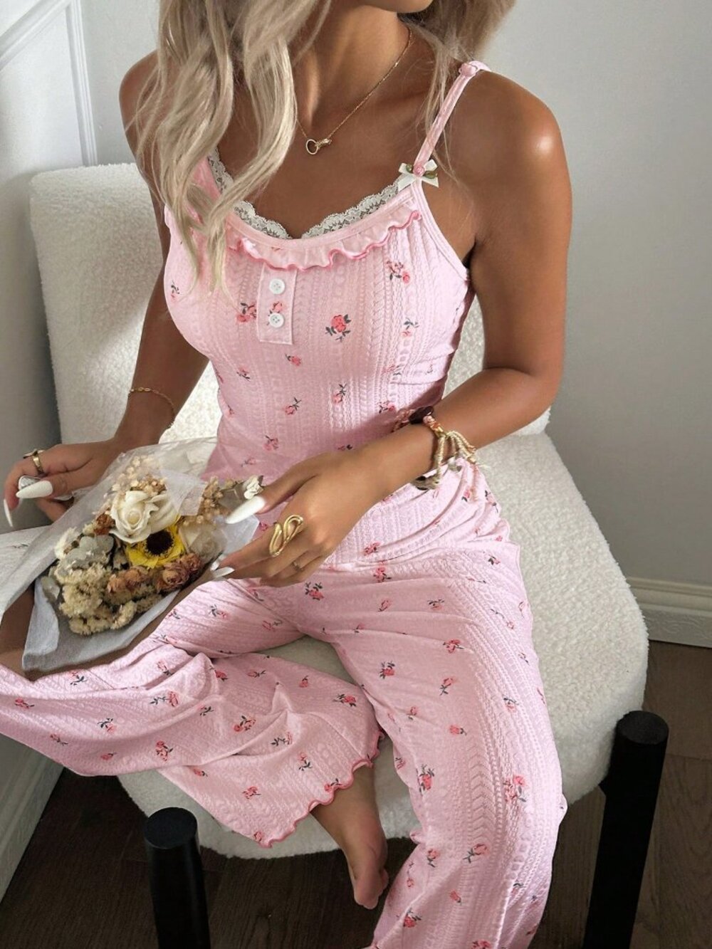 Pink Casual Women's Floral Lace Patchwork Backless Design Pajama Jumpsuit - Picture 4 of 7